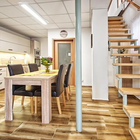 Nice Accommodation In Mikulov Luaran gambar