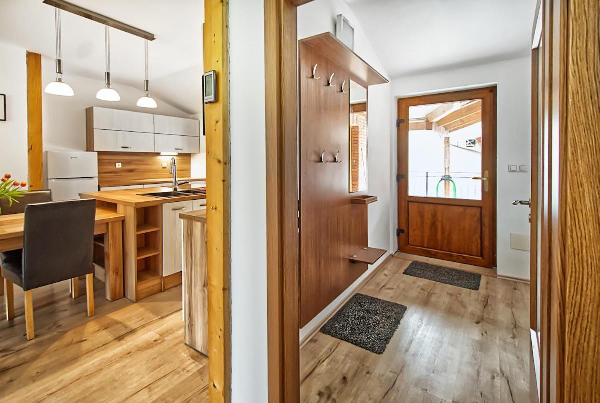 Nice Accommodation In Mikulov Luaran gambar